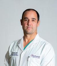 Luis Guada, MD
